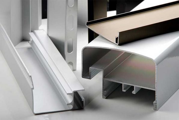 nhôm định hình làm biển quảng cáo